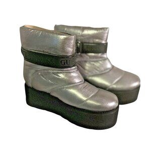 Guess Boots Womens Size 7.5 Pewter Silver Platform Boots GWJILONA2 Winter Style